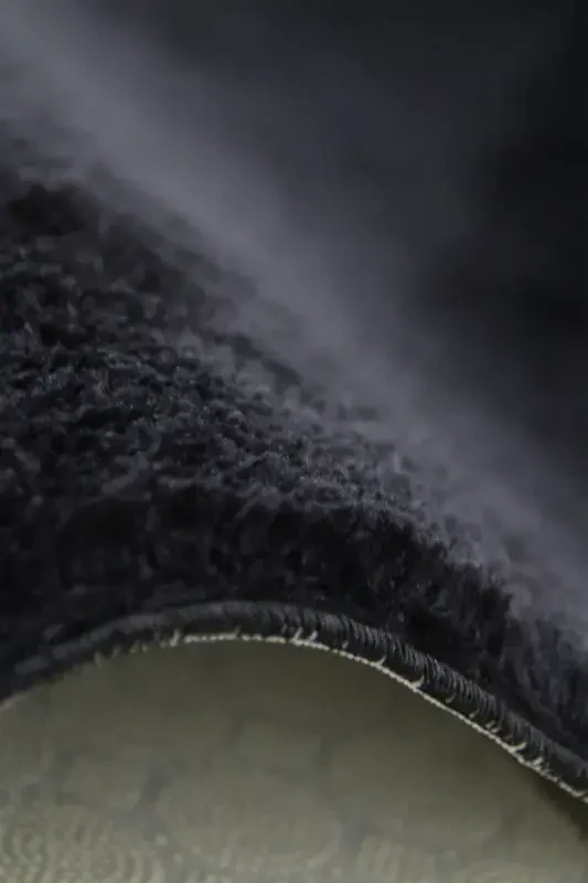 Black Oval Postal Carpet Plush Soft Non-slip Dot Base Antibacterial-Black - VILA NOVA HOME