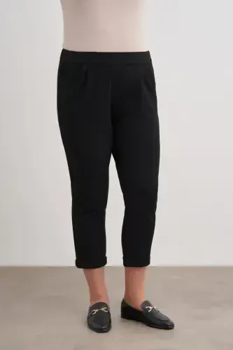 Black Pants - AKER (1)