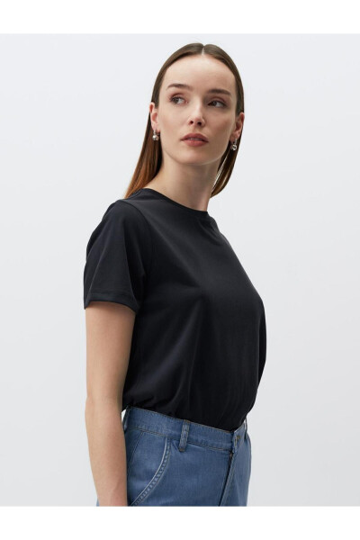 Black Plain Cut Crew Neck Short Sleeve Basic Knit T-Shirt - 23