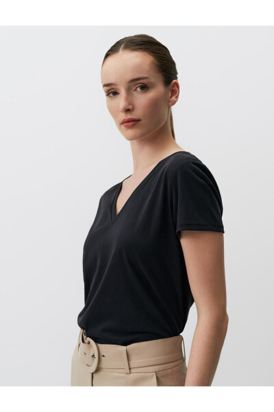 Black Plain Cut V-Neck Short Sleeve Knit Basic T-Shirt - 20