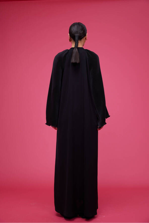 Black Pleated Sleeve Abaya - 6