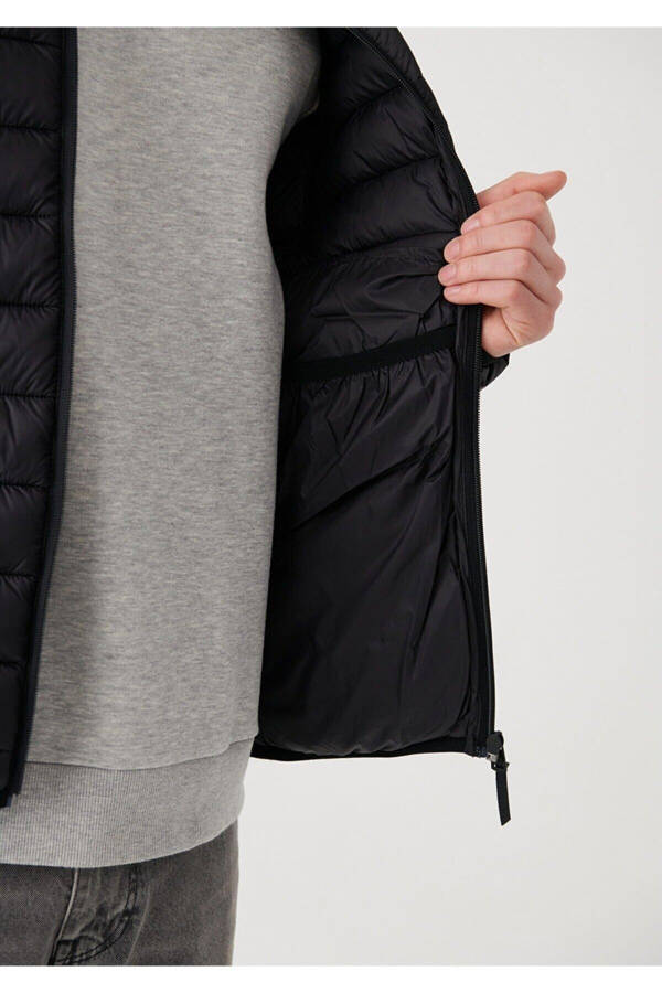 Black puffer jacket (0110016) - 2