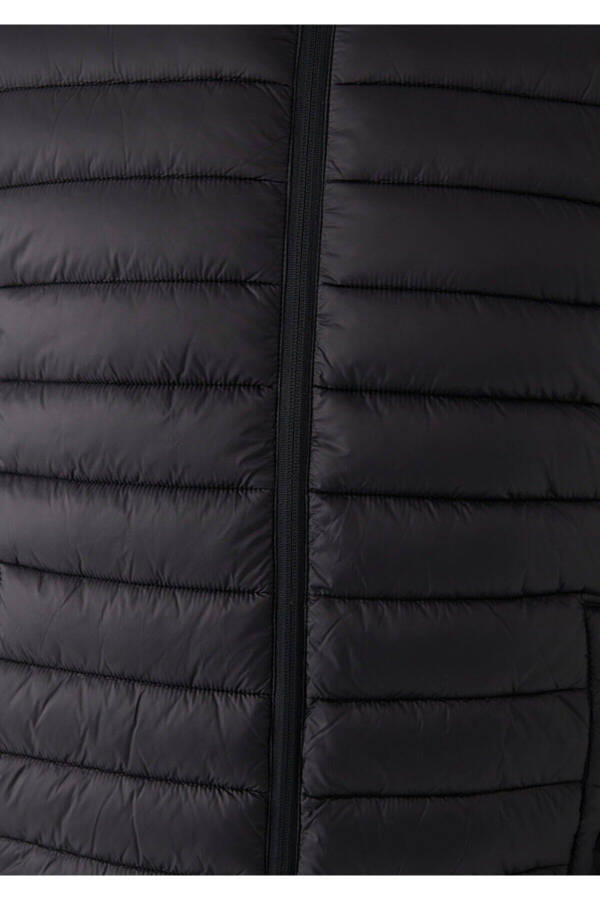 Black puffer jacket (0110016) - 3