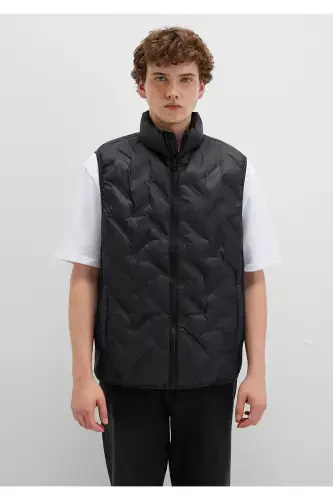Black Puffer Vest - 3