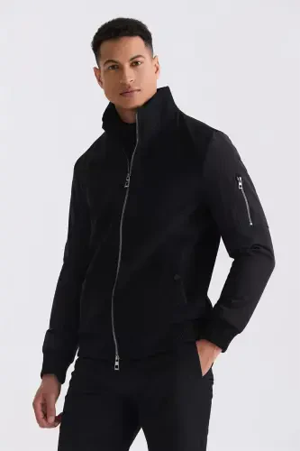 Black Regular Fit Zippered Mandarin Collar Winter Coat - 1