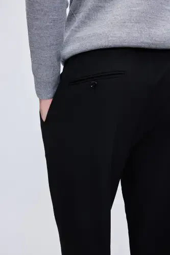 Black Relaxed Fit Side Pocket Jogger Pants - 4