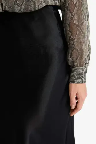 Black Satin Midi Skirt - 5