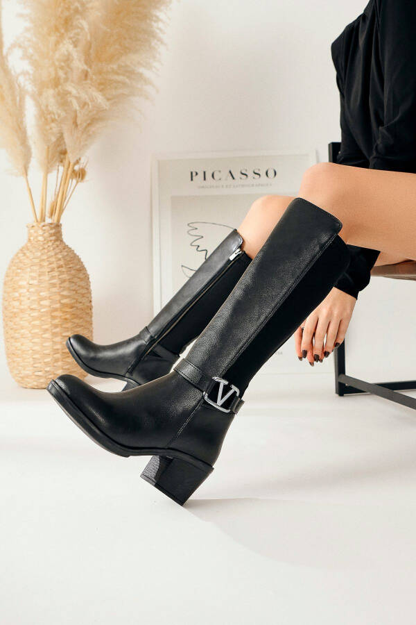 Black scuba fabric detailed, flexible ankle boot. - 4