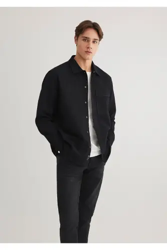 Black Shirt With Pocket Detail Regular Fit - 1