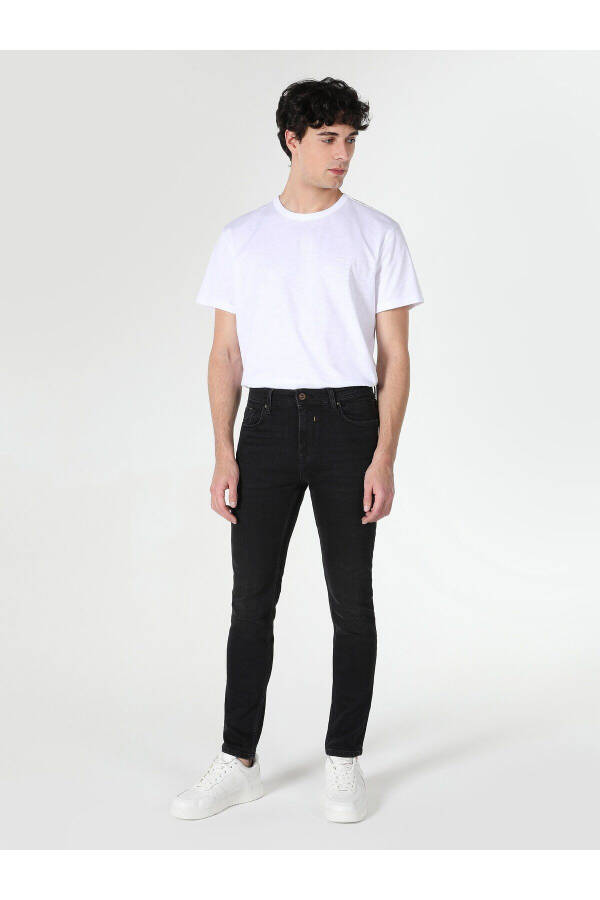 Black, skinny fit, high waisted, slim leg pants for men (Cl1062286). - 1