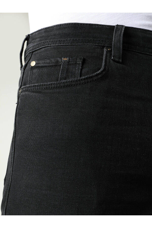 Black, skinny fit, high waisted, slim leg pants for men (Cl1062286). - 6