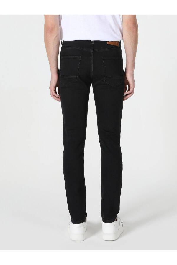 Black, skinny fit, high waisted, slim leg pants for men (Cl1062286). - 8