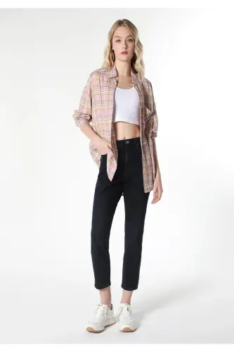 Black skinny fit women's jeans. - 1