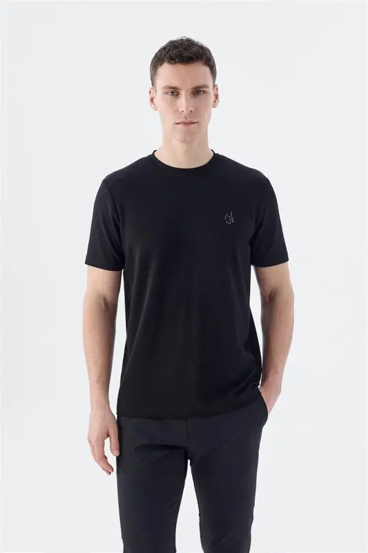 Black Slim Fit Crew Neck T-Shirt - JAKAMEN