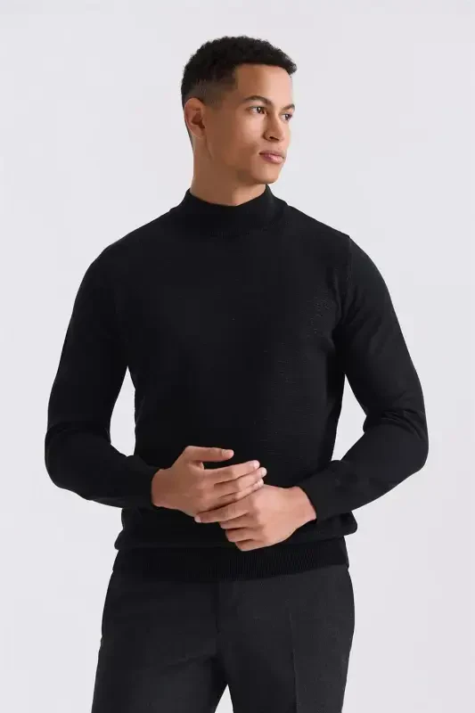 Black Slim Fit Half Mock Neck Knitted Pullover - Modazone