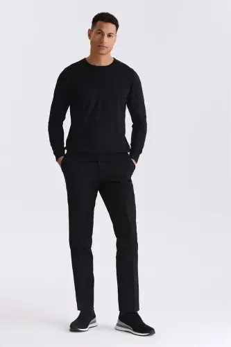 Black Slim Fit Mock Neck Patterned Knit Sweater - JAKAMEN (1)