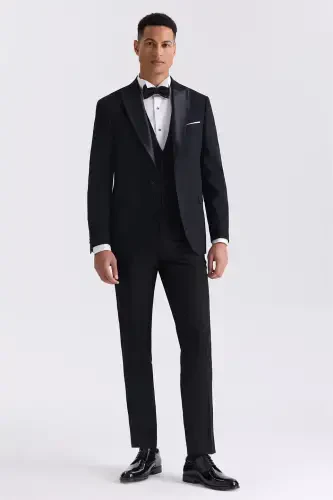 Black Slim Fit Peak Lapel Tuxedo Suit - Modazone (1)