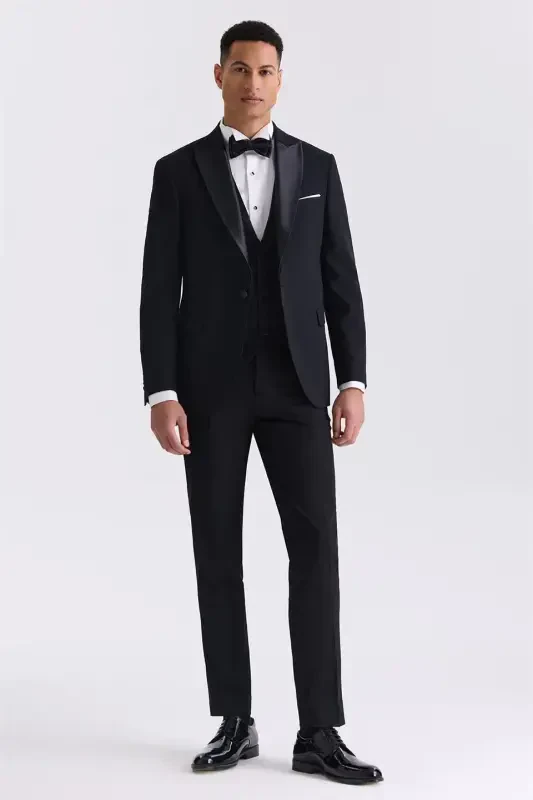 Black Slim Fit Peak Lapel Tuxedo Suit - 2