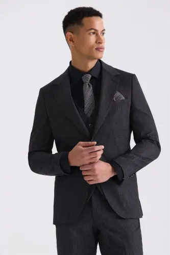 Black Slim Fit Peak Lapel Vested Suit - JAKAMEN (1)