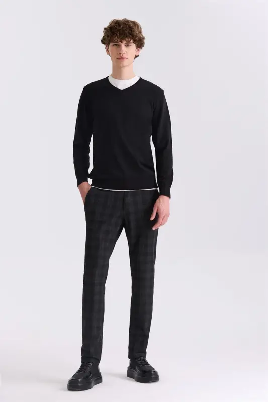 Black Slim Fit V-Neck Pullover - 2
