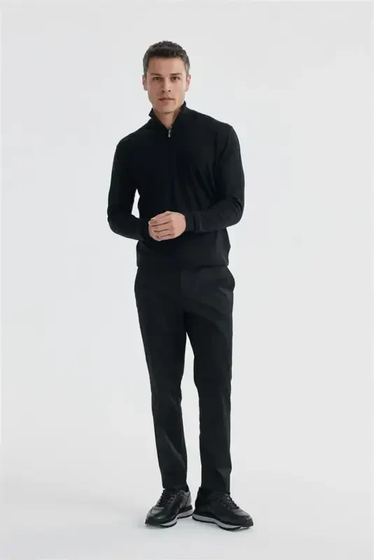 Black Slim Fit Zip Up Stand Collar Knitted Pullover - 2