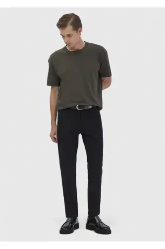 Black Straight Knit Jogger Fit Casual Pants - 1