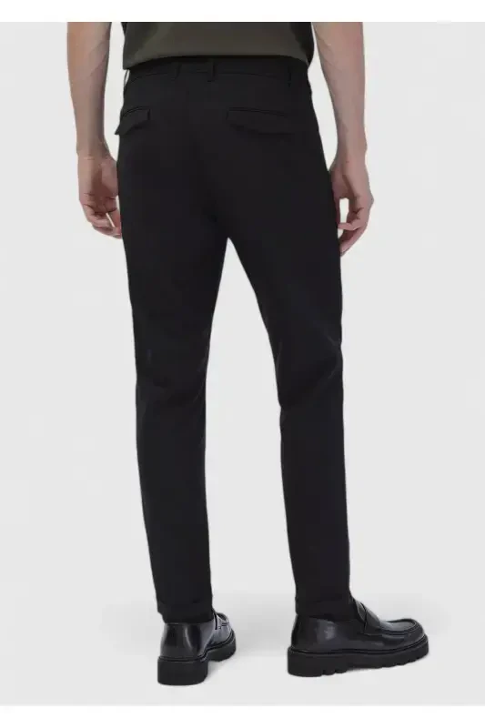 Black Straight Knit Jogger Fit Casual Pants - 6