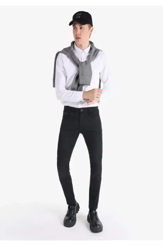 Black, straight leg, low rise, slim fit 041 Danny pants for men. - 3
