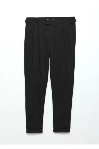 Black Straight Weave Carrot Fit Casual Cotton Blend Trousers - 7