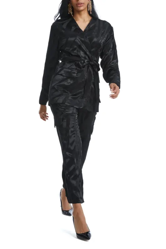 Black Suit with Shiny Patterned Belt and Asymmetrical Jacket 38849 - SERPİL