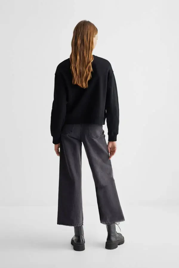 Black Sweatshirt for Girls - 8