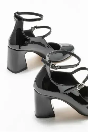 Black Woman High Heels - 4