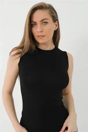 Black Women Bamboo T-shirt, Scoop Neck Sleeveless Tank Top - 1