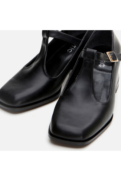 Black Women Chunky Heel - 4