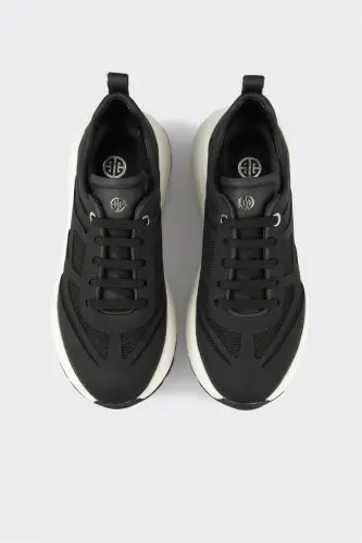 Black Women's Athletic Shoe - Black - 4