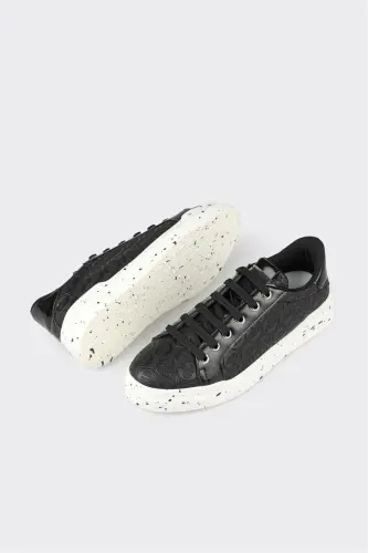 Black Women's Athletic Shoes - 3