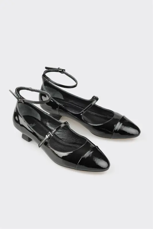 Black Women's Casual Shoes - 2