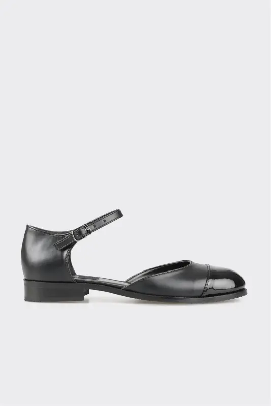 Black Women's Casual Shoes - 2