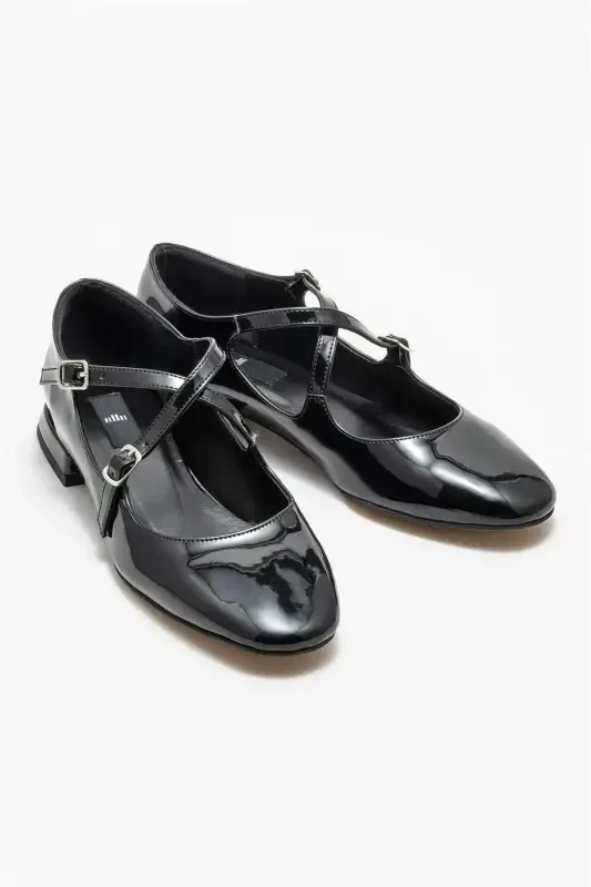 Black Women's Casual Shoes - 2