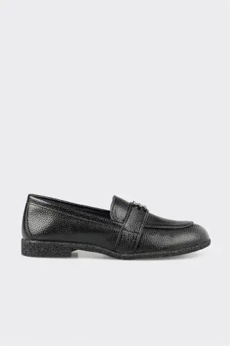 Black Women's Everyday Shoes 