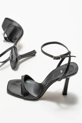 Black Women's Heeled Sandals - 4