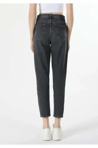 Black women's jeans - 2