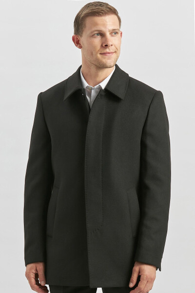 Black wool coat, baby collar, quilted lining, comfortable fit. - 18