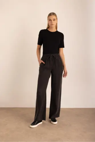 Black Woven Belt Elastic Trousers - AKER (1)