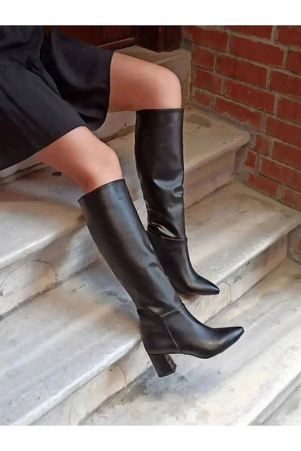 Black zipper knee-high heeled boots. - 7