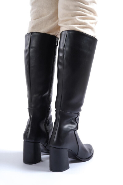 Black zippered leather boots - 4