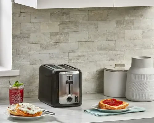 BLACK+DECKER 2-Slice Toaster, Extra Wide Slots & Bagel Function - 6