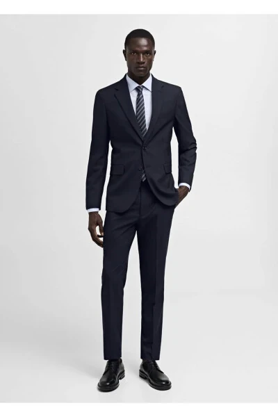 Блейзер приталенный из комфортной стрейчевой ткани - MANGO MAN (1)