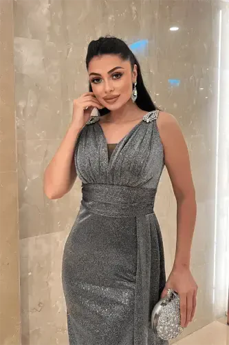 Блестящее вечернее платье с каменной отделкой - СЕРЕБРО - 3