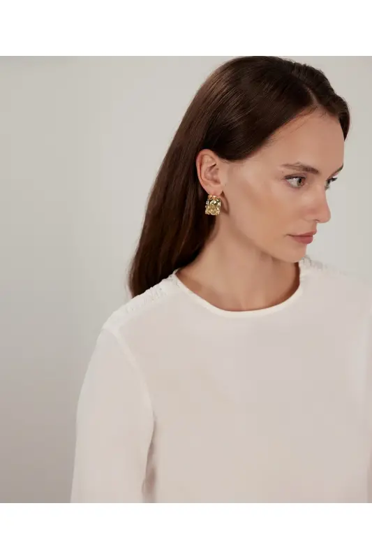 Blouse with Shoulder Detail - YARGICI